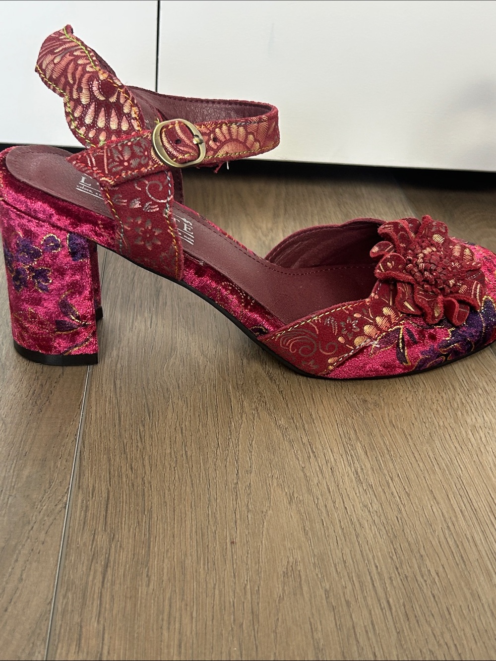 L'ATISTE Burgundy Floral Velvet Ankle-Strap Heels - Picture 5 of 11